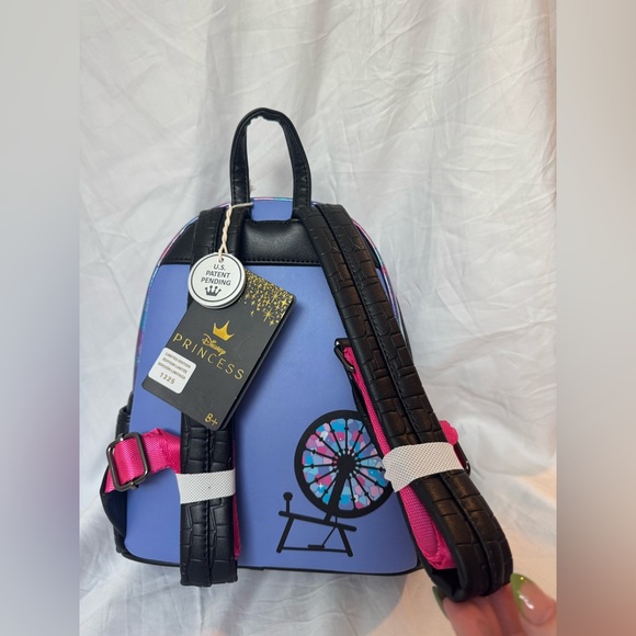 Aurora Sleeping Beauty Stained Glass Loungefly - Picture 2 of 2